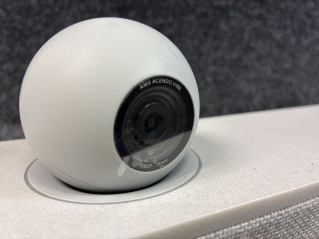 1559958-4 Videokonferens- och soundbar-enhet med integrerad kamera AMX ACV-5100GR-EK
