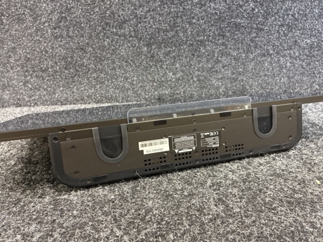 1559966-3 27" Monitor DTEN "allt-i-ett-enhet för personligt samarbete via Zoom"