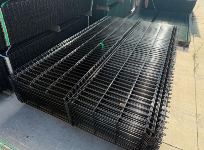1560014-3 Complete package of panel fence, 600 running meters