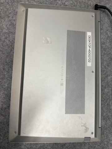 1535644-4 Laptop with charger - HP ProBook 455 G9