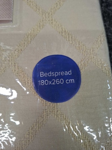 1560162-6 Överkast Grand Design Dunblane Sand Bedspread - 180x260 cm