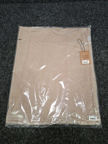 1560236-6 2 st Kuddfodral Grand Design Velour Sand - 50x90 cm