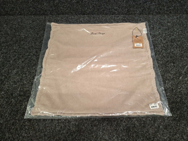 1560403-6 2 st Kuddfodral Grand Design Velour Sand - 50x50 cm