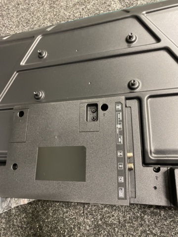 1560416-5 2 defective TVs Samsung & Sharp