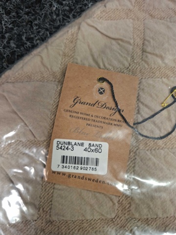 1560123-7 2 st Kuddfodral Grand Design Dunblane Sand - 40x60 cm