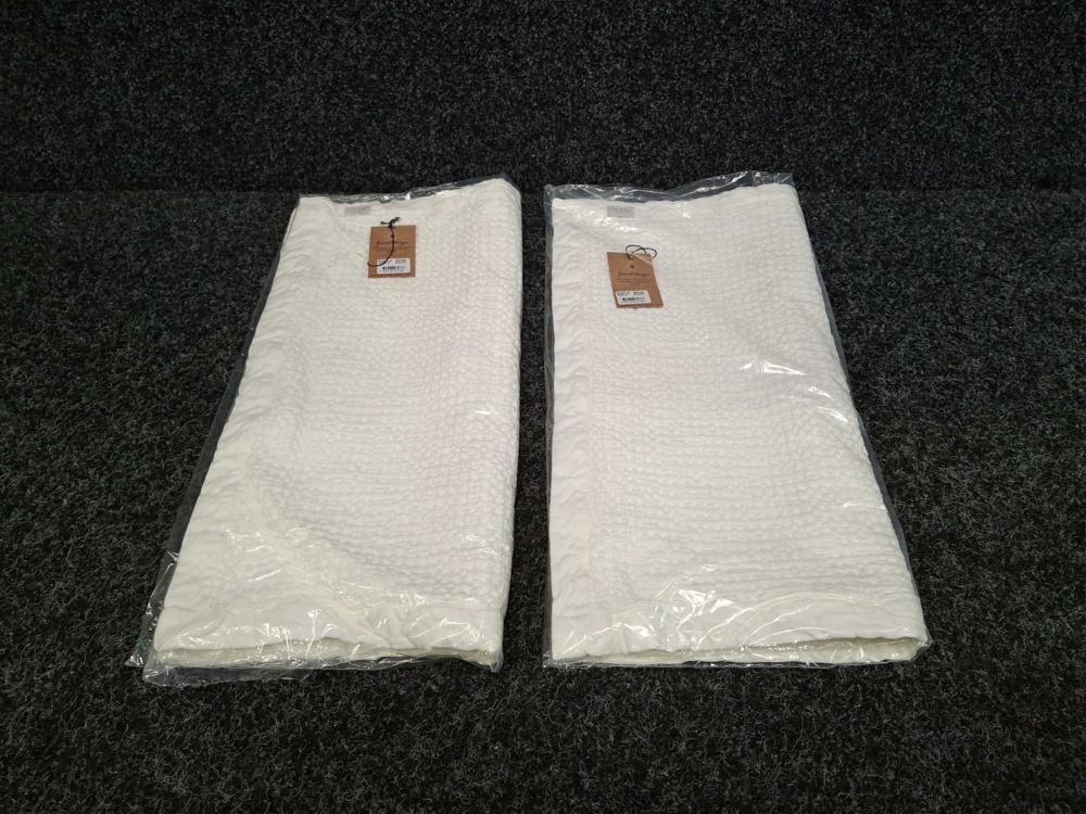 1560428-2 2 pillowcases Grand Design Waffle White - 50x50 cm