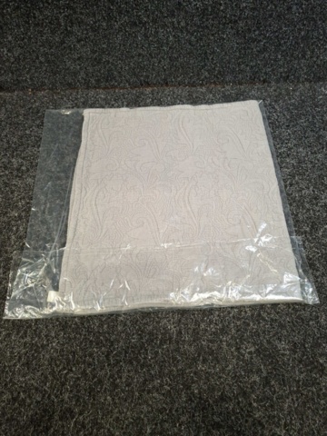 1560241-8 2 st Kuddfodral Grand Design Floral Quilt Grey - 50x90 cm