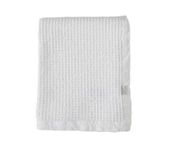 1560254-1 Överkast Grand Design Waffle White - 180x260 cm