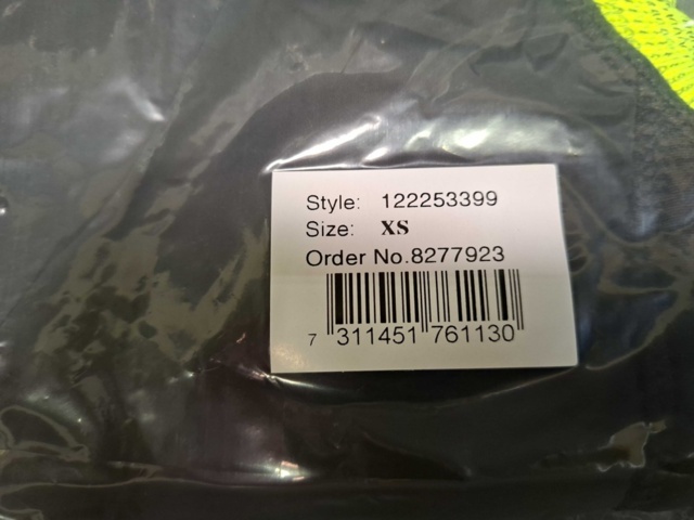 1560495-3 5 st Sweatshirtjackor Gesto Explore Stickad Gul/Svart, Strl XS