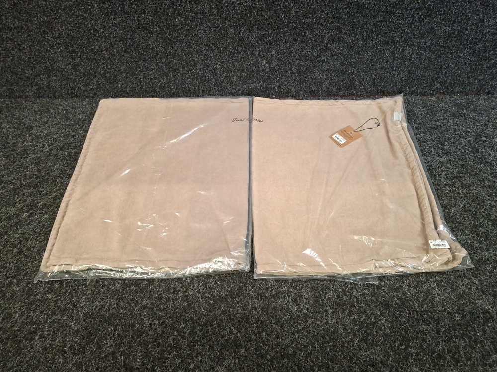 1560238-2 2 st Kuddfodral Grand Design Velour Sand - 50x90 cm