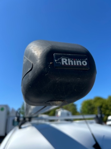 1436434-5 Roof pipe holder with mounting parts - Rhino PipeTube Pro