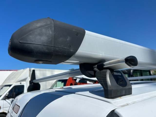 1436434-7 Roof pipe holder with mounting parts - Rhino PipeTube Pro