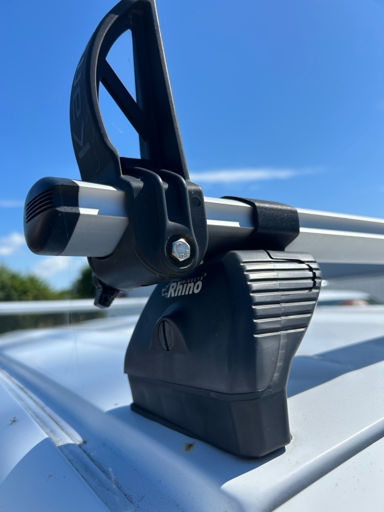 1436434-2 Roof pipe holder with mounting parts - Rhino PipeTube Pro