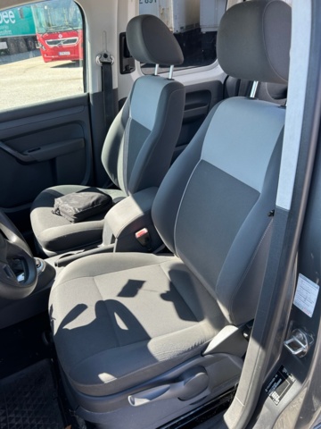 1192984-17 Volkswagen Caddy 1.6 TDI DPF DSG Sekventiell, 102hk, 2011