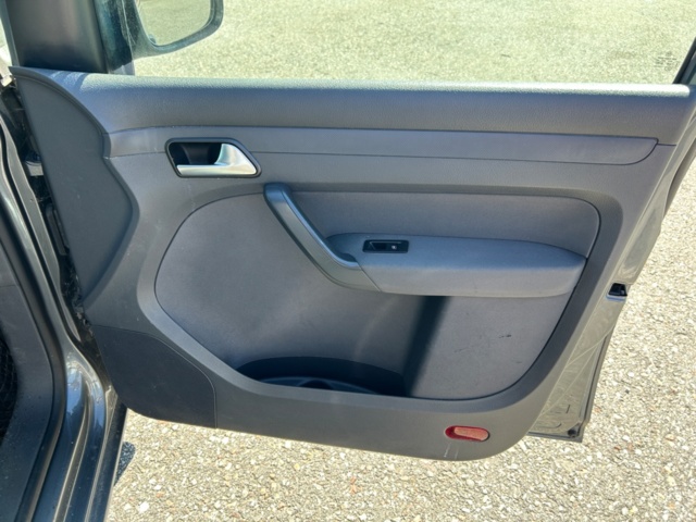 1192984-26 Volkswagen Caddy 1.6 TDI DPF DSG Sekventiell, 102hk, 2011