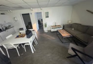 1406014 Everything in the kitchen/coffee room