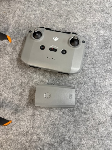 Drönare med fjärrkontroll – DJI Mini 2