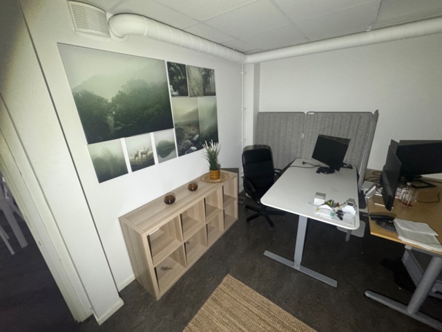 1406013-16 Office with 2 workplaces