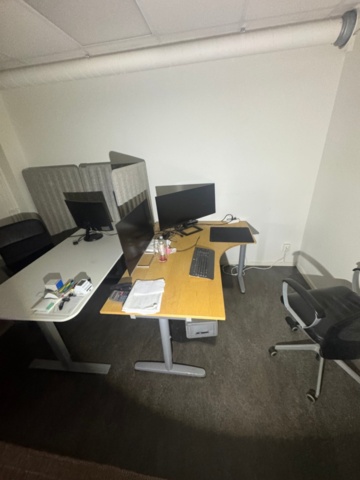 1406013-24 Office with 2 workplaces