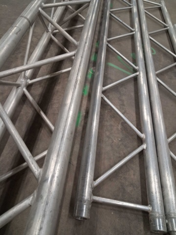 1561131-3 Truss, 4 pcs - Aluminum, different lengths