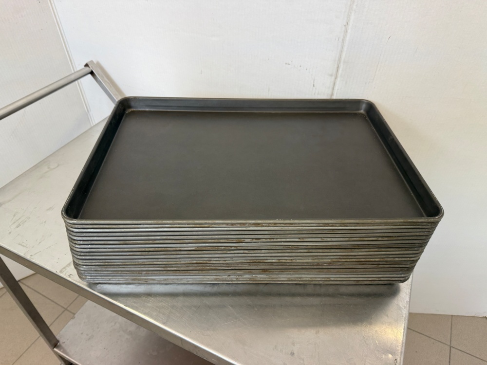 1141002-1 20 non-stick baking sheets, 40x60 cm