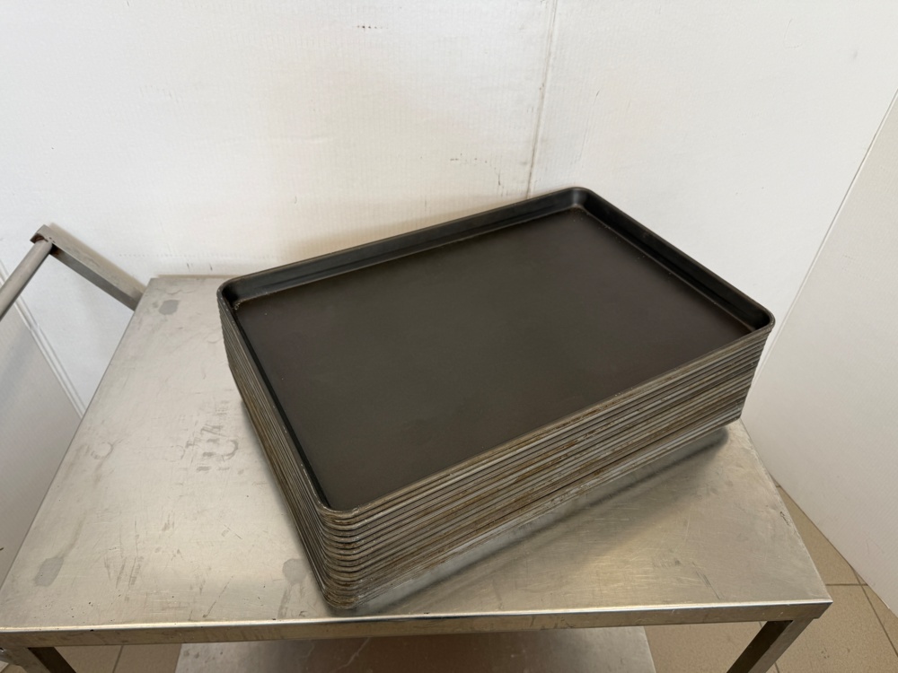 1141002-2 20 non-stick baking sheets, 40x60 cm