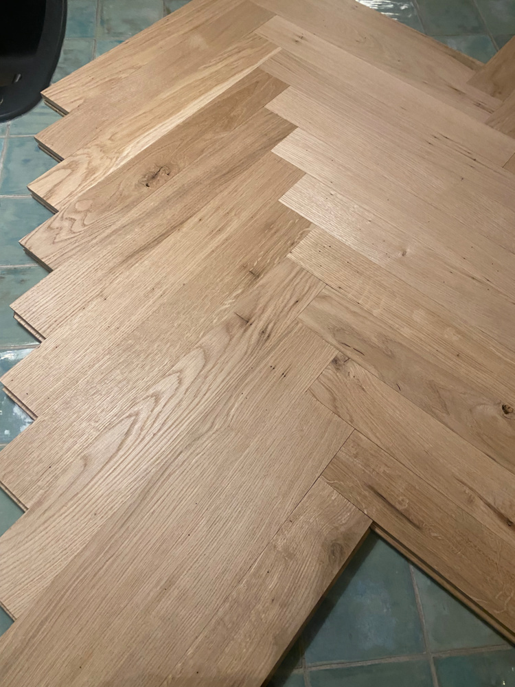 1561433-2 Solid herringbone/oak parquet 500x70x22 mm (approx. 50.40 sq m)