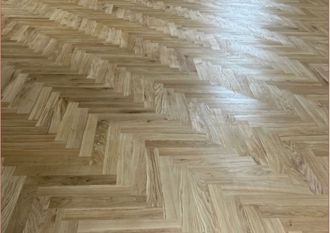 Solid oak herringbone parquet 408x68x16mm (approx. 89.64 sq m)