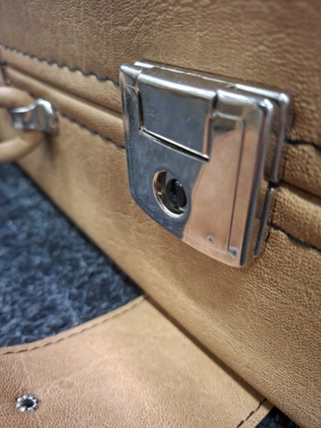 1561521-6 Suitcase Göinge bag