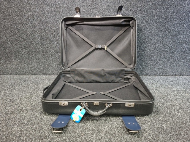 1561555-5 Suitcase Göinge bag