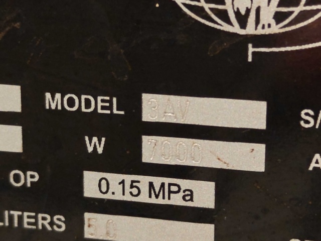 1485488-10 Espressomaskin med tillbehör - La Marzocco Linea 3AV