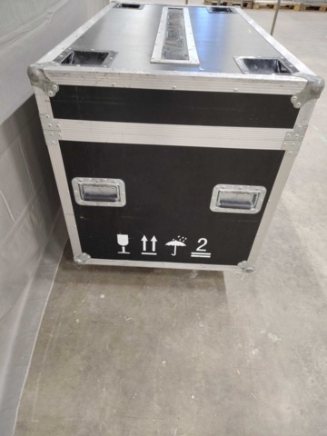 1561134-5 LED case - Sound Force, on wheels, foam interior, empty