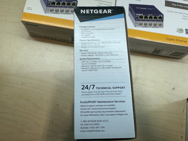 1493027-5 Switchar Netgear ProSafe GS105 3st