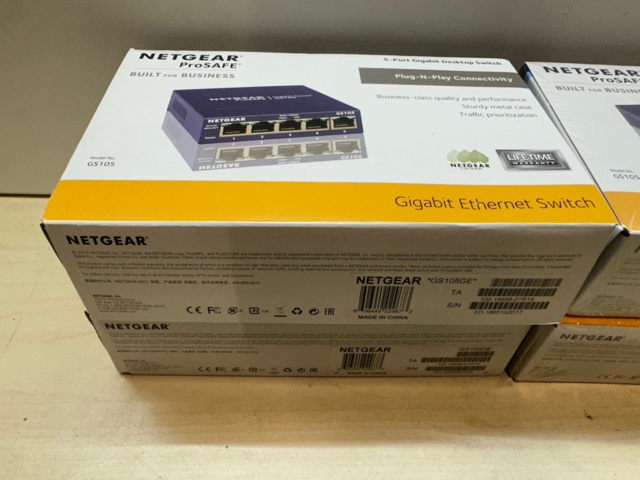 1493029-2 Switchar Netgear ProSafe GS105 4st