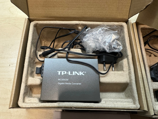 1561815-6 Gigabit Media converter TP-Link MC200CM 2st