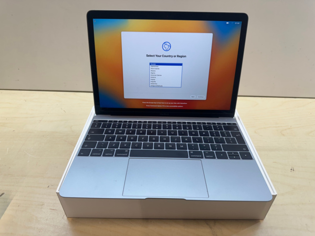 1561816-1 Apple MacBook 12" 512GB