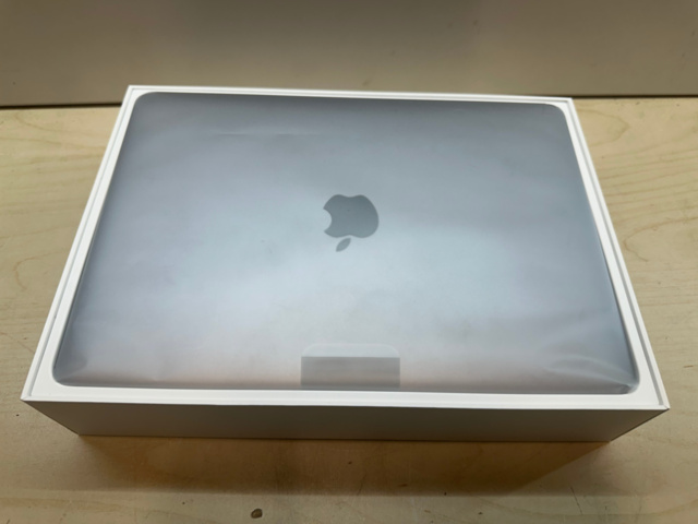 1561816-3 Apple MacBook 12" 512GB