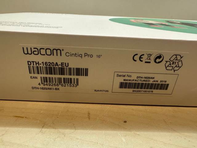 1561817-12 Ritplatta Wacom Cintiq PRO 16"