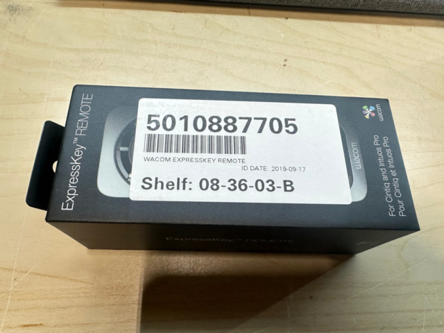 1561817-18 Ritplatta Wacom Cintiq PRO 16"