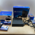 1561829-1 Sony PlayStation 4 PRO & Playstation VR med tillbehör