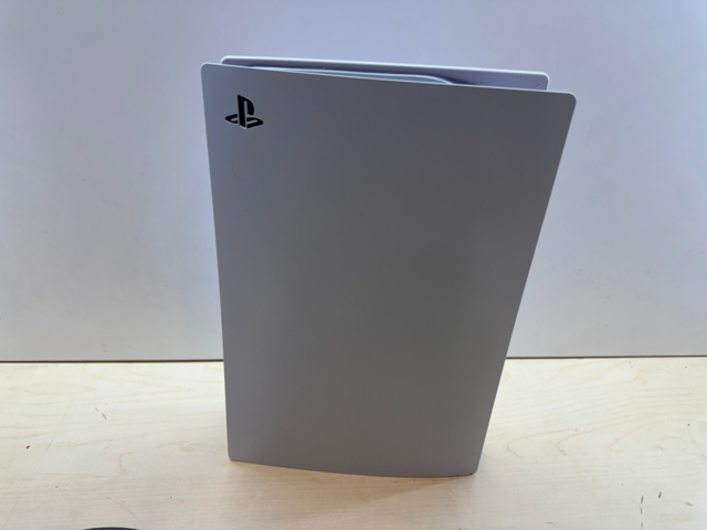 1561831-8 Sony PlayStation 5 med tillbehör