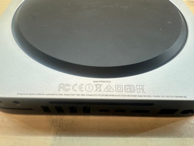 1561833-4 Apple Mac mini