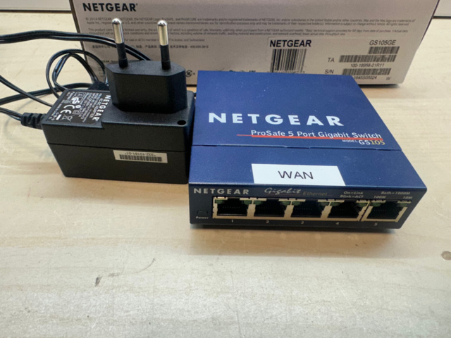 1561835-6 Switchar Netgear ProSafe 7st