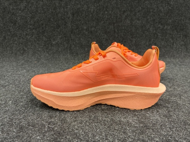 1561631-3 Sneakers Chunta, Strl 40