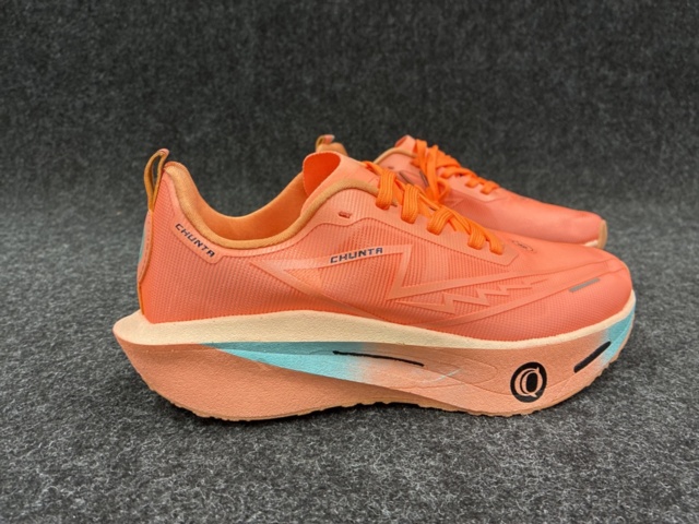 1561631-5 Sneakers Chunta, Strl 40