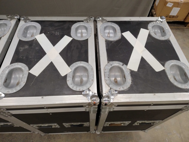 1561140-2 Flightcase, 5 st - för strålkastare mm, hjul på 4 st och skuminredning