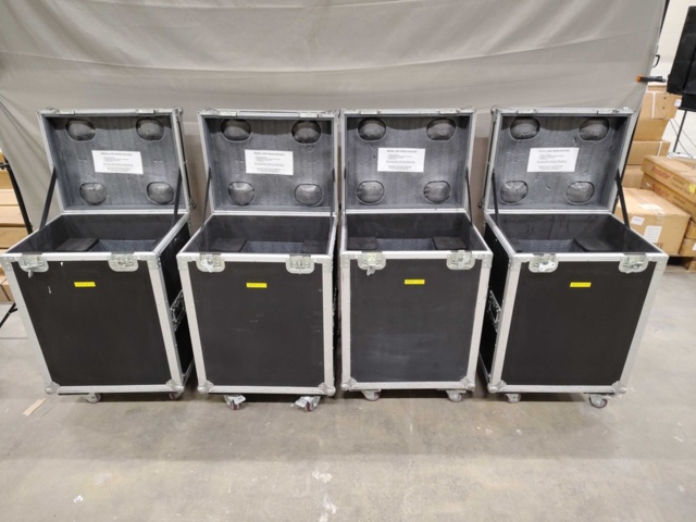 1561140-8 Flightcase, 5 st - för strålkastare mm, hjul på 4 st och skuminredning