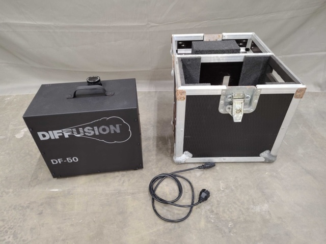 1561141-1 Rökmaskin - Diffusion DF-50, med flightcase