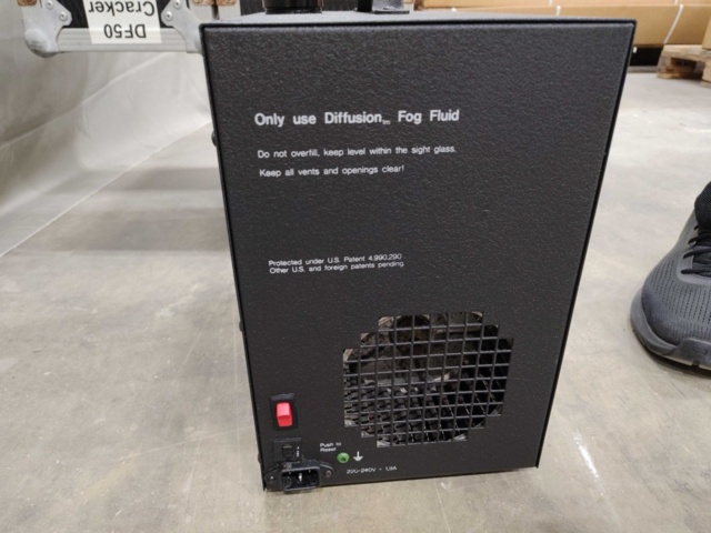 1561141-4 Rökmaskin - Diffusion DF-50, med flightcase