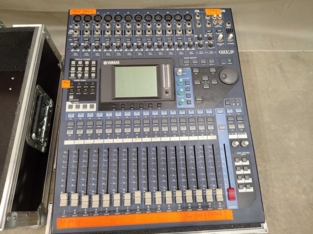 1561143-1 Digital mixer - Yamaha 01V96, flightcase